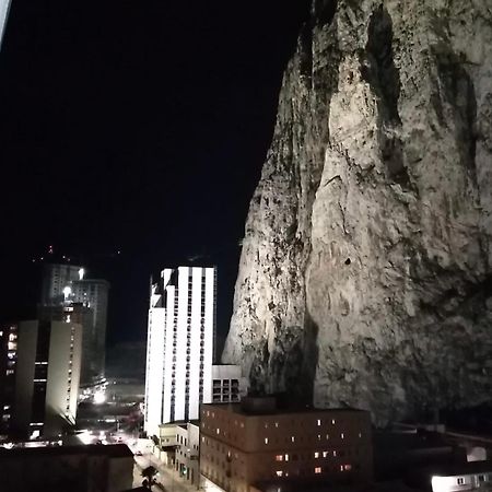 Cp High Floor Luxury Studio Sleeps 3 Gibraltar Luaran gambar